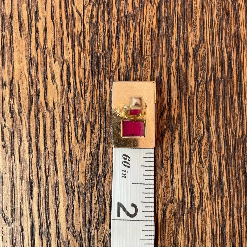 Anson Vintage Gold Tone Fuchsia Lucite Inset Tie Bar Cufflink Set Mid-Century